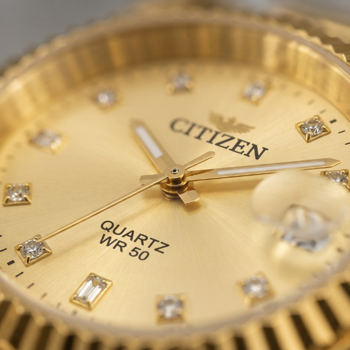 Luxury Gold Crystal Dial Watch – Premium Men's Fashion Wristwatch